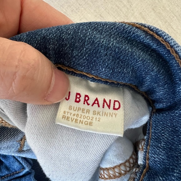 J Brand Super Skinny Revenge Jeans - Picture 4 of 8